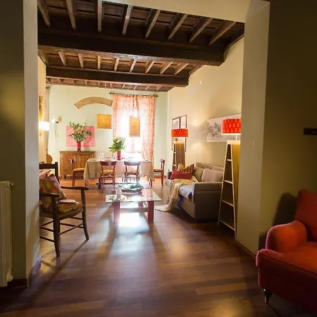Duomo Luxury Apartment *