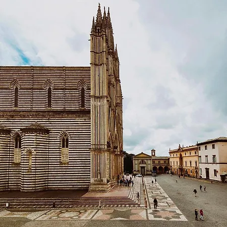 Duomo Luxury Apartment Orvieto